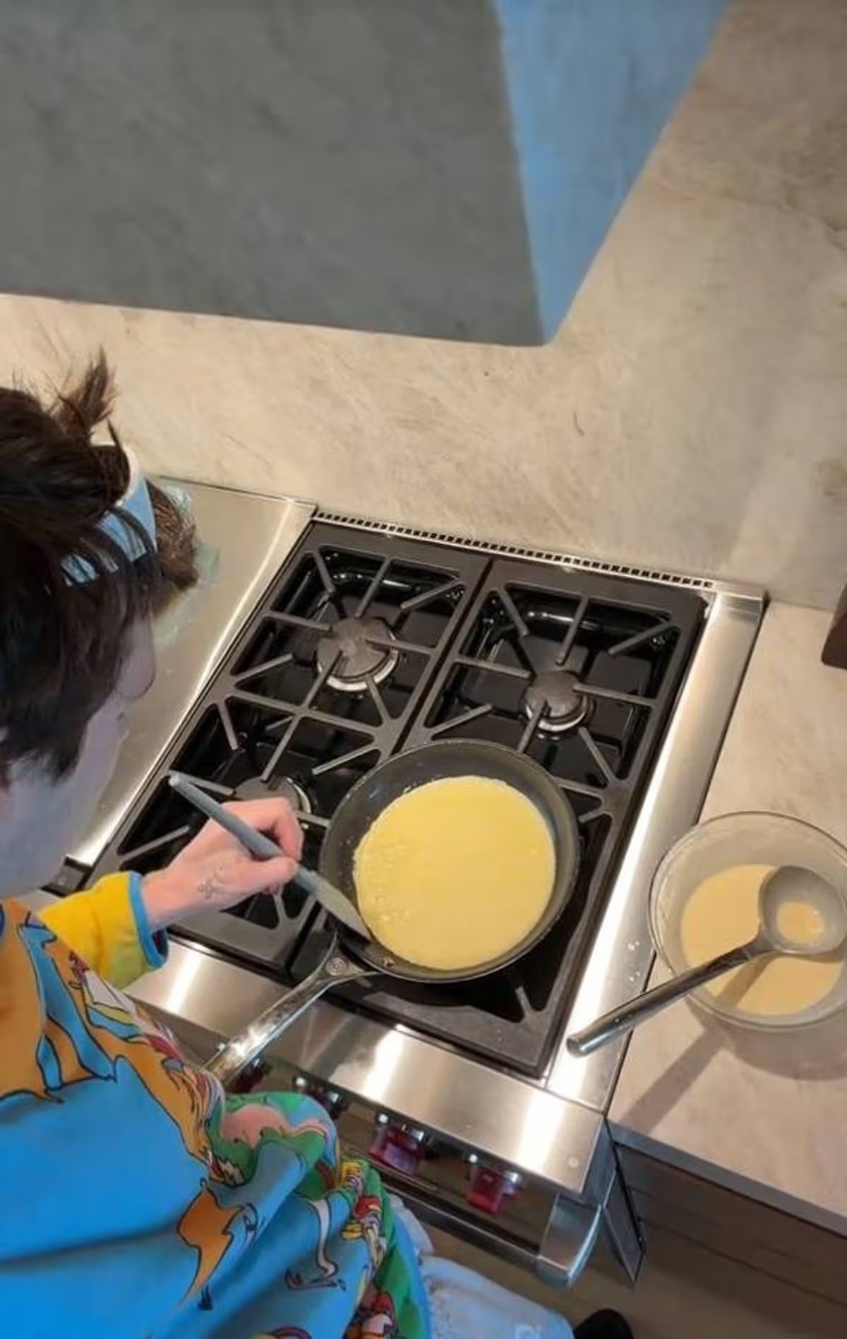 Cruz Beckham accused of taking brutal swipe at Brooklyn's cooking in family feud 0 Cruz Beckham accused of making brutal dig at Brooklyn as he appear to mock his cooking
