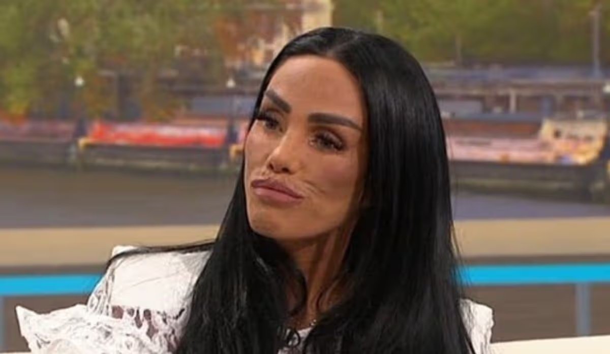 0 Katie Price insists shes healthy