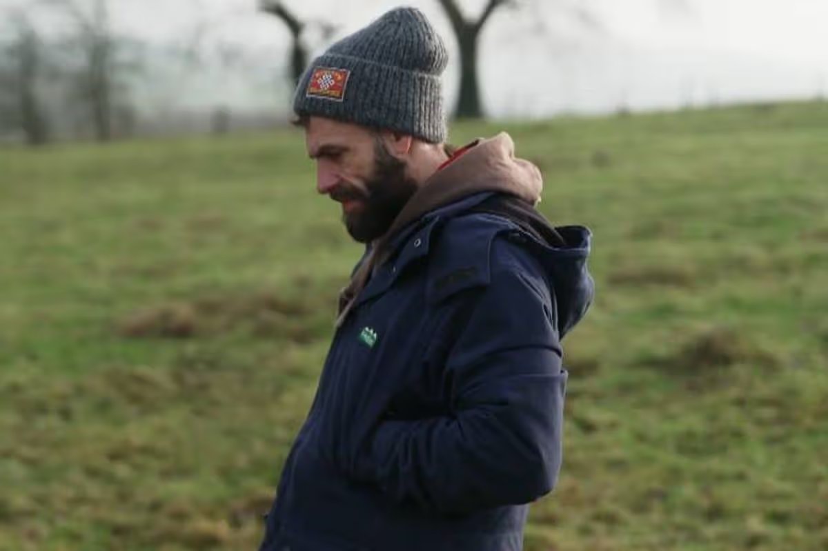 Emmerdale's Kelvin Fletcher reveals 'bittersweet' farm news after 'sudden' loss 0 Kelvin looked visibly emotional as he tried to process Cherrys death