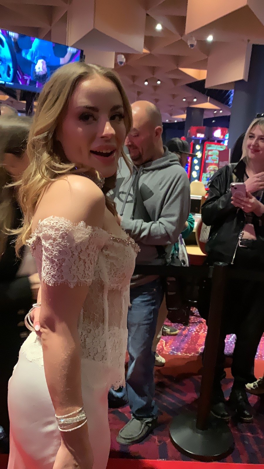 avn awards 2025 red carpet anna claire clouds winner