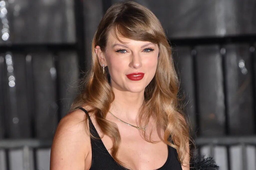 Taylor Swift wore this Goop slip dress to a Paul McCartney concert