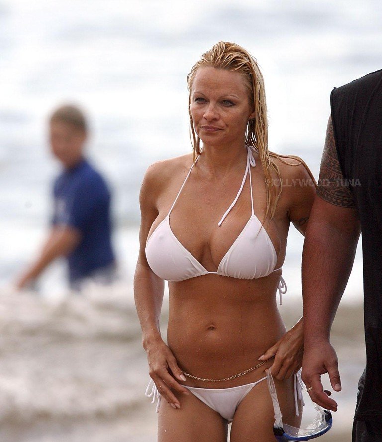 Some throwback pics of Pamela Anderson in white bikini pamela-Andresen-bikini